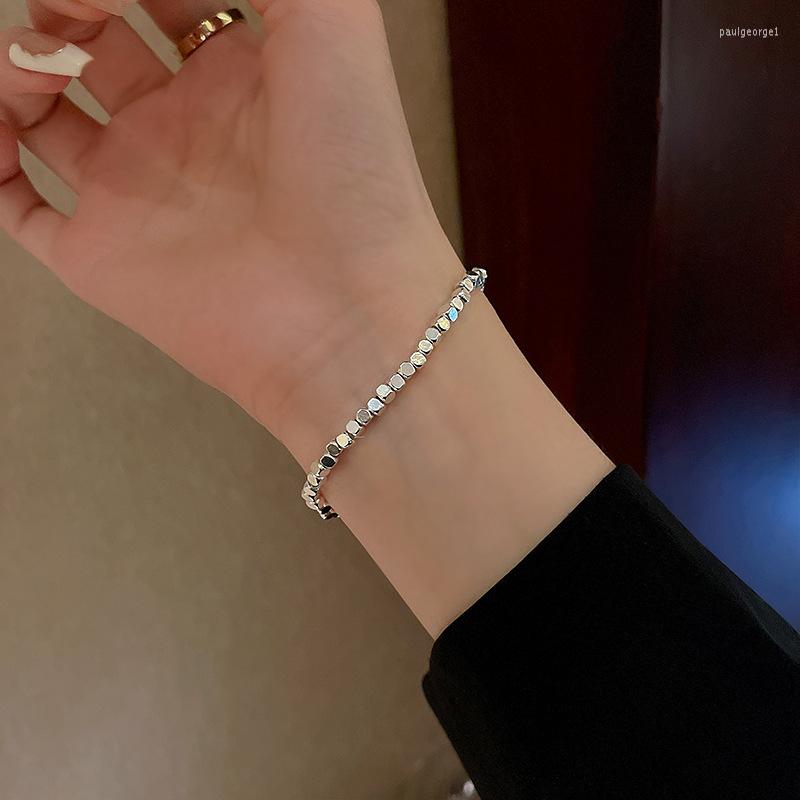 Strand Light Luxury Minority Senior Design Bracelet For Women Sensebracelet Female Fashion Jewelry
Strand Light Luxury Minority Senior Design Bracelet For Women Sensebracelet Female Fashion Jewelry