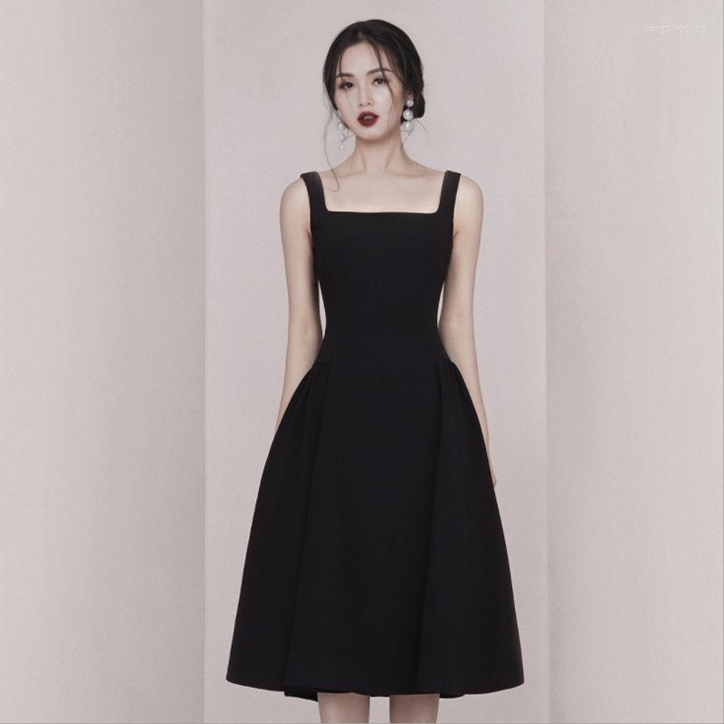 Casual Dresses Sexy Hepburn Sleeveless Black Summer Dress Women Square Collar Vintage Party Elegant High Waist Spaghetti Strap Luxury, Picture color
Casual Dresses Sexy Hepburn Sleeveless Black Summer Dress Women Square Collar Vintage Party Elegant High Waist Spaghetti Strap Luxury, Picture color