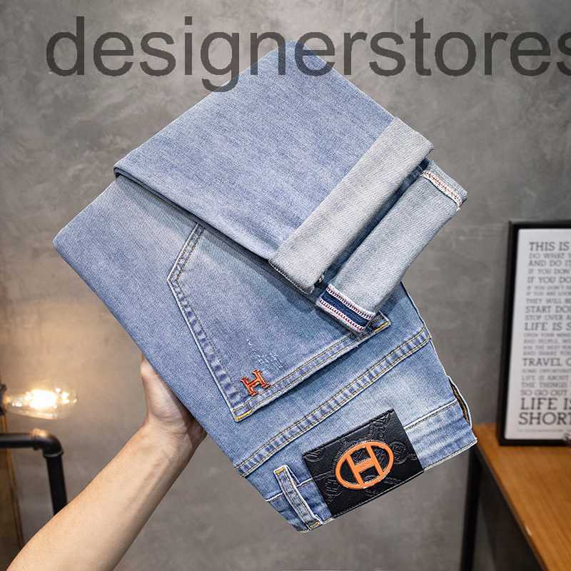Men's Jeans Designer Spring and summer men's jeans with small elastic slim light blue trousers DNC4
Men's Jeans Designer Spring and summer men's jeans with small elastic slim light blue trousers DNC4
