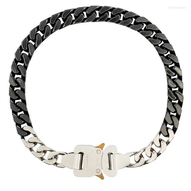 Chains INS Tide Brand 1017 ALYX 9SM Ceramic Stitching Titanium Steel Buckle Necklace Trendy Men's Black Cuban Chain Hip-Hop Fashion
Chains INS Tide Brand 1017 ALYX 9SM Ceramic Stitching Titanium Steel Buckle Necklace Trendy Men's Black Cuban Chain Hip-Hop Fashion