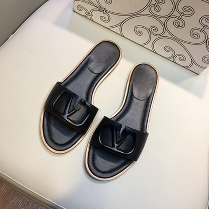 Quality New Metal Outdoor Slippers All-Match Rhinestone Genuine Leather Open Toe Flat Sandals for Women, Aspic
Quality New Metal Outdoor Slippers All-Match Rhinestone Genuine Leather Open Toe Flat Sandals for Women, Aspic