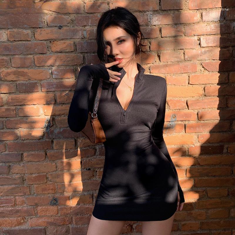 Casual Dresses Sexy Autumn Winter Stretch Slim Soft Ribbed Knitted Turtleneck Dress Woman Fashion Solid Black Bodycon Zip
Casual Dresses Sexy Autumn Winter Stretch Slim Soft Ribbed Knitted Turtleneck Dress Woman Fashion Solid Black Bodycon Zip