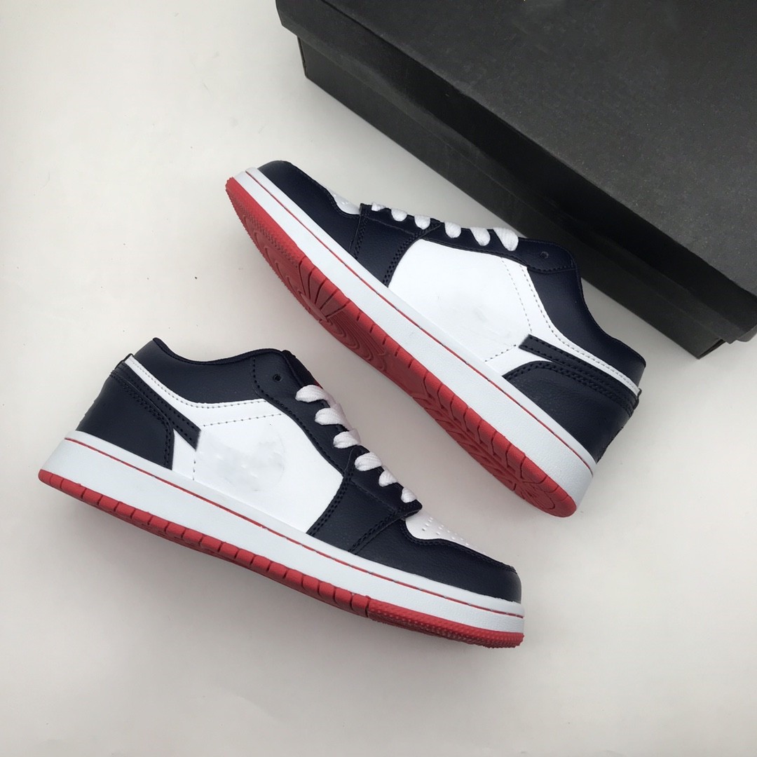 Designer 1s Casual Flat Shoes For Men Women Low Cut Lace-Up Sneakers Trainers Outdoor Comfortable Skateboard Sports Shoes 36-44
Designer 1s Casual Flat Shoes For Men Women Low Cut Lace-Up Sneakers Trainers Outdoor Comfortable Skateboard Sports Shoes 36-44