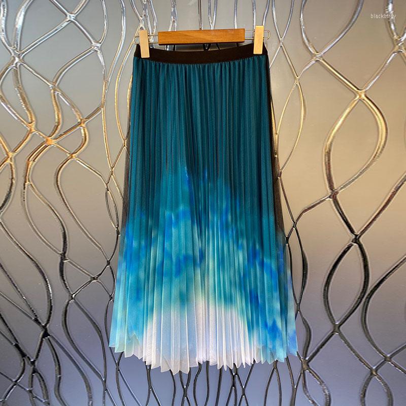 Skirts 2023 Spring Summer Fashion High Quality Women Elastic Waist Gradient Color Print Mid-Calf Length Casual Pleated, Black
Skirts 2023 Spring Summer Fashion High Quality Women Elastic Waist Gradient Color Print Mid-Calf Length Casual Pleated, Black