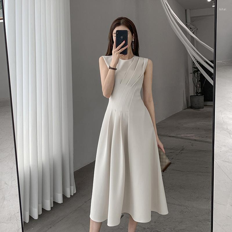 Casual Dresses Women' Summer Elegant Midi White Dress Sleeveless A-Line Vintage Party Female Fashion Outwear Sundress
Casual Dresses Women' Summer Elegant Midi White Dress Sleeveless A-Line Vintage Party Female Fashion Outwear Sundress