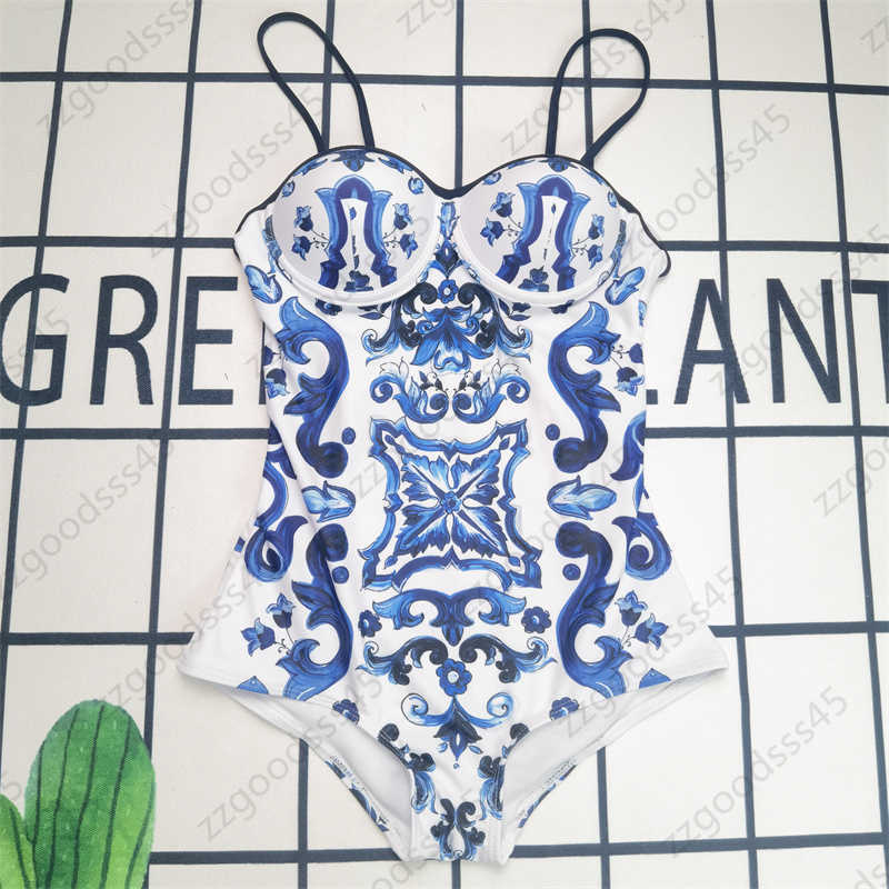 2023 Sexy Women One Piece Swimsuit Summer Fashion Casual Blue And White Porcelain Mosaic Print Bikini Swimwear Female Backless Bathing Clothes
2023 Sexy Women One Piece Swimsuit Summer Fashion Casual Blue And White Porcelain Mosaic Print Bikini Swimwear Female Backless Bathing Clothes