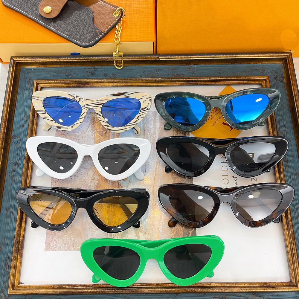 Top luxury Sunglasses Cats tie eye frames Polarizing lens designer womens Mens Goggle senior Eyewear For Women eyeglasses frame Vintage Metal Sun Glasses With Box
Top luxury Sunglasses Cats tie eye frames Polarizing lens designer womens Mens Goggle senior Eyewear For Women eyeglasses frame Vintage Metal Sun Glasses With Box