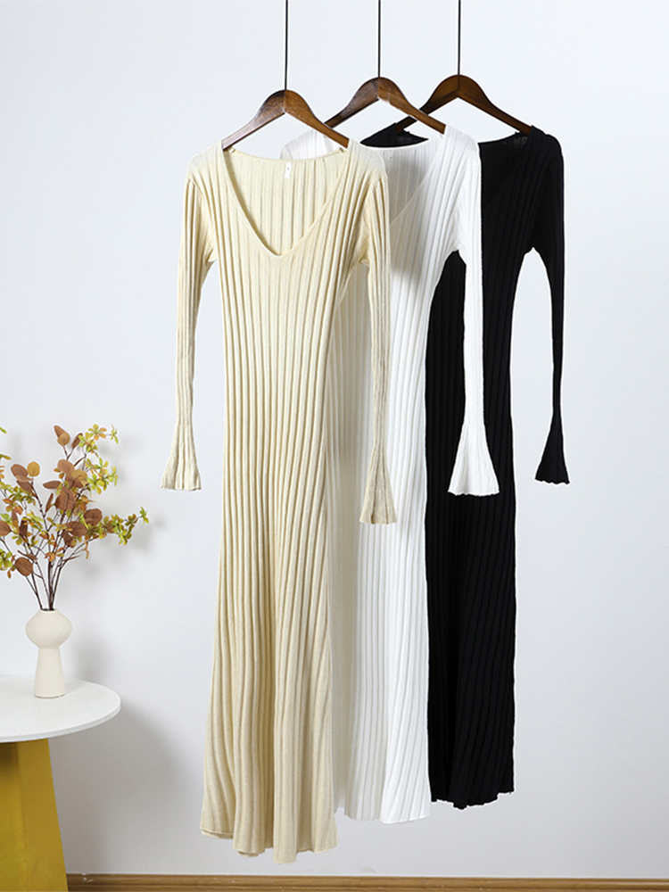 Casual Dresses Women Knitted Long Dress Autumn Winter Elegant Pleated A-line Midi Dresses Female V-neck Casual Ladies Ribbed Maxi Robe 230316