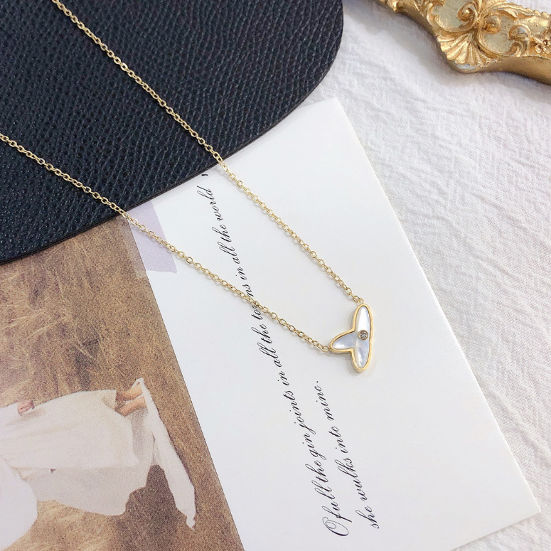 High End Designer Brand Necklace Simple Fashion Style Pendant Necklace Designed For Womens Long Chain Selected Women Gifts Birthday Party Accessories
High End Designer Brand Necklace Simple Fashion Style Pendant Necklace Designed For Womens Long Chain Selected Women Gifts Birthday Party Accessories