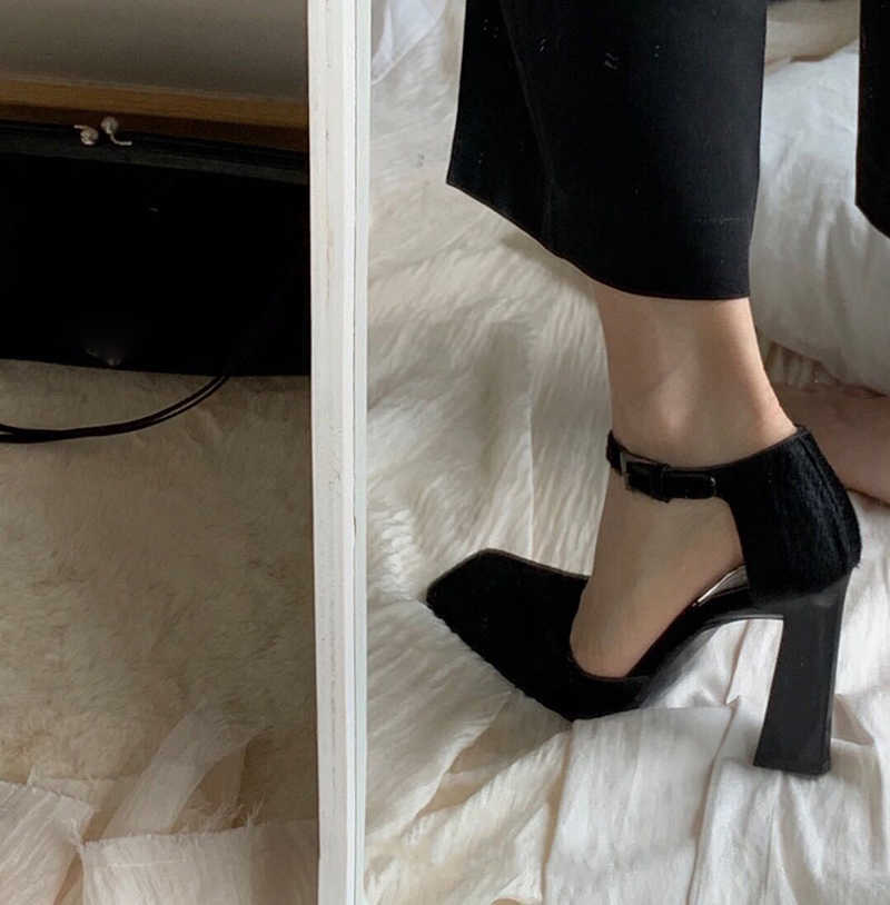 Charming Lady Square Toe Ankle Strap Pumps Black Hairy Fabric Women Sexy Shoes Royal Vintage Block High Heels Shoes 0316, 9.5cm
Charming Lady Square Toe Ankle Strap Pumps Black Hairy Fabric Women Sexy Shoes Royal Vintage Block High Heels Shoes 0316, 9.5cm