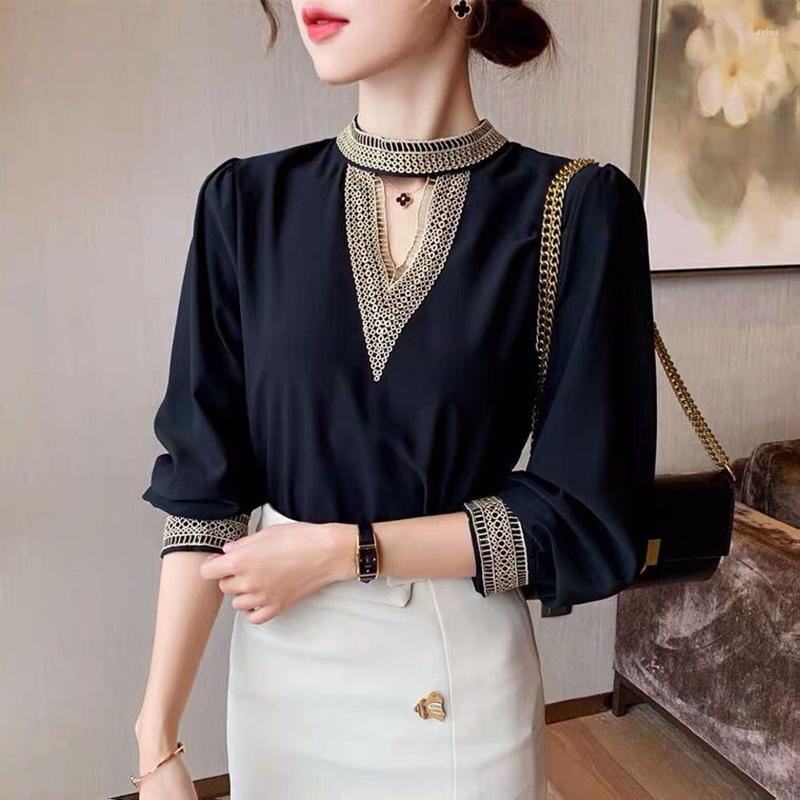 Women's Blouses Vintage Embroidery Satin Blouse Women Sexy V Neck Office Ladies Shirts Casual Long Sleeve Spring Autumn Party Tops Mujer, Black
Women's Blouses Vintage Embroidery Satin Blouse Women Sexy V Neck Office Ladies Shirts Casual Long Sleeve Spring Autumn Party Tops Mujer, Black
