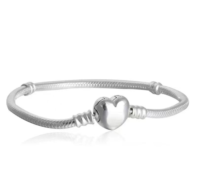 Bracelets Snake Chain Bangle Heart Silver Plated Bracelet Women Children Birthday Gift with box
Bracelets Snake Chain Bangle Heart Silver Plated Bracelet Women Children Birthday Gift with box