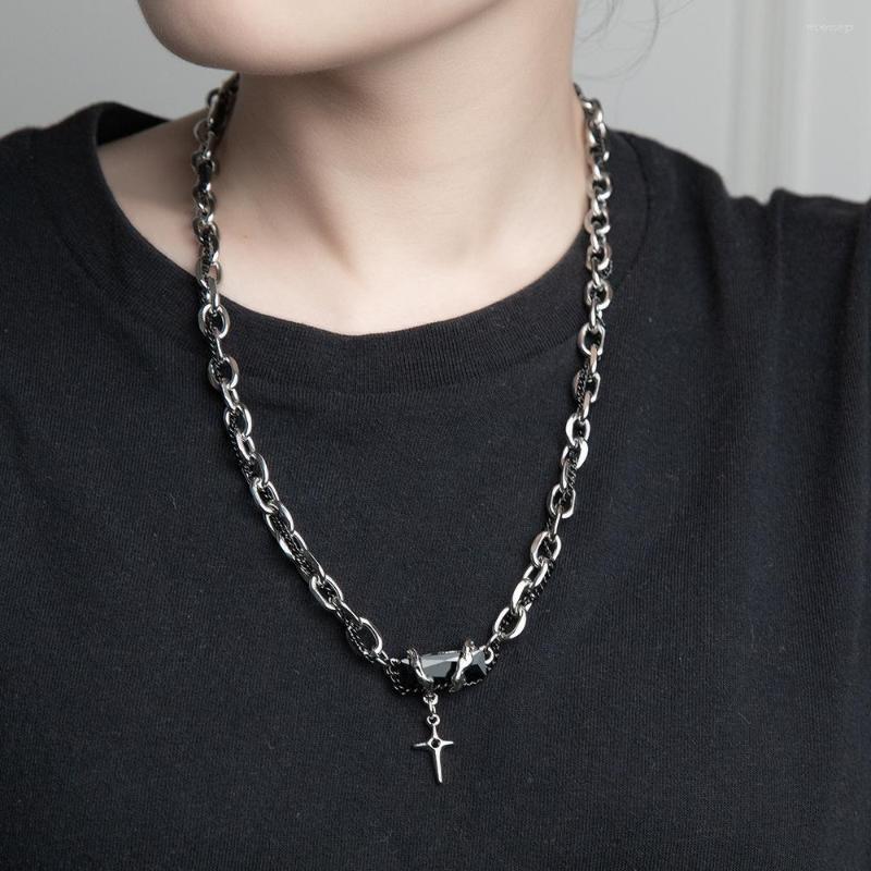 Chains 2023 Fashion Designer Style Necklace For Men And Women Jewelry Gift Titanium Steel Winding Black Forest Pendant Couples
Chains 2023 Fashion Designer Style Necklace For Men And Women Jewelry Gift Titanium Steel Winding Black Forest Pendant Couples