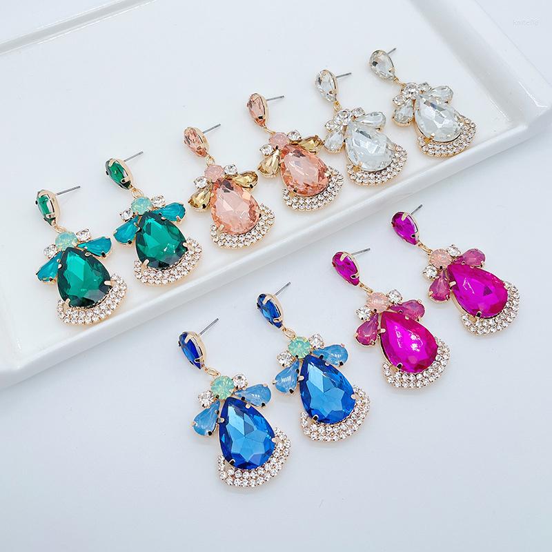 Dangle Earrings European And American Fashion Alloy Water Drop Glass Fashionable Female Temperament High Sense Exaggerated
Dangle Earrings European And American Fashion Alloy Water Drop Glass Fashionable Female Temperament High Sense Exaggerated