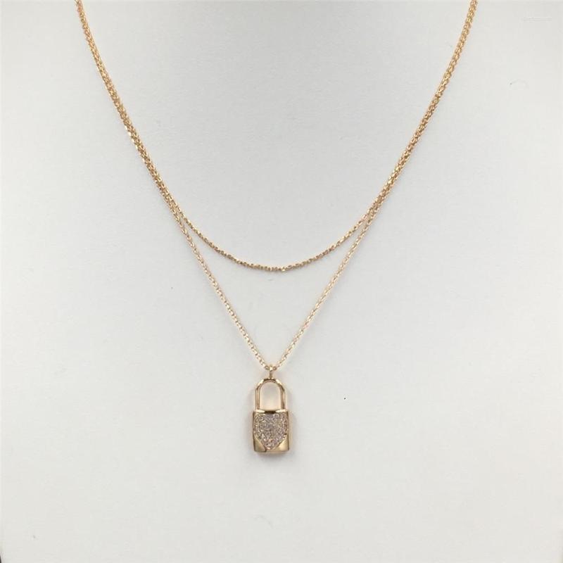 Pendant Necklaces Gorgeous High Quality Gold Color Plating Zircon Paving Heart On Lock Necklace For Women Girl Delicate Tiny Shiny Jewelry
Pendant Necklaces Gorgeous High Quality Gold Color Plating Zircon Paving Heart On Lock Necklace For Women Girl Delicate Tiny Shiny Jewelry