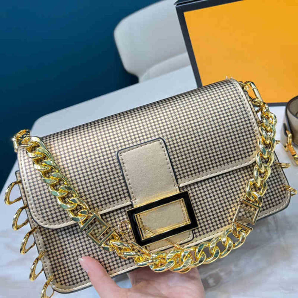 Designer Shoulder Bag Tote Bags Women Handbags Fashion Small Square Crossbody Bags Luxury Chain Underarm Messenger 220714, Khaki
Designer Shoulder Bag Tote Bags Women Handbags Fashion Small Square Crossbody Bags Luxury Chain Underarm Messenger 220714, Khaki
