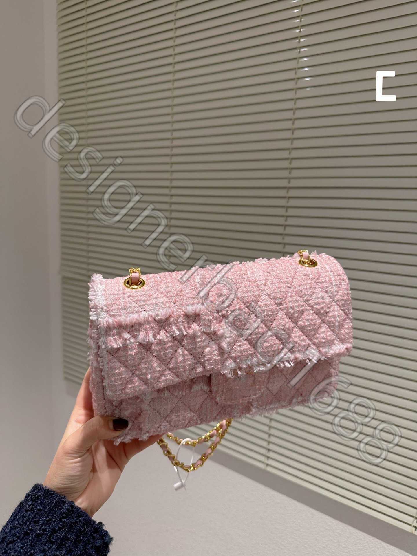 Imported Fabric designer bag in Classic Wool Perfect Detailing and Premium Design for Sophisticated women bag, Welcome to purchase
Imported Fabric designer bag in Classic Wool Perfect Detailing and Premium Design for Sophisticated women bag, Welcome to purchase