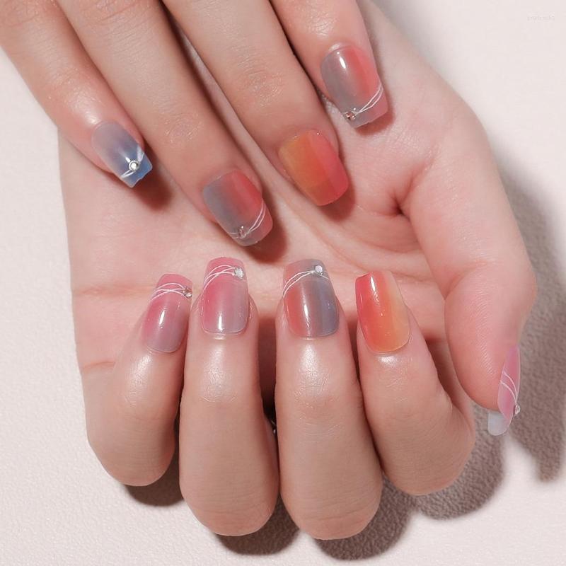 False Nails DUNFULI 30PCS Artificial With Glue Gradients Fashion Manicure Short Square Press On Nail Tips For Girl
False Nails DUNFULI 30PCS Artificial With Glue Gradients Fashion Manicure Short Square Press On Nail Tips For Girl
