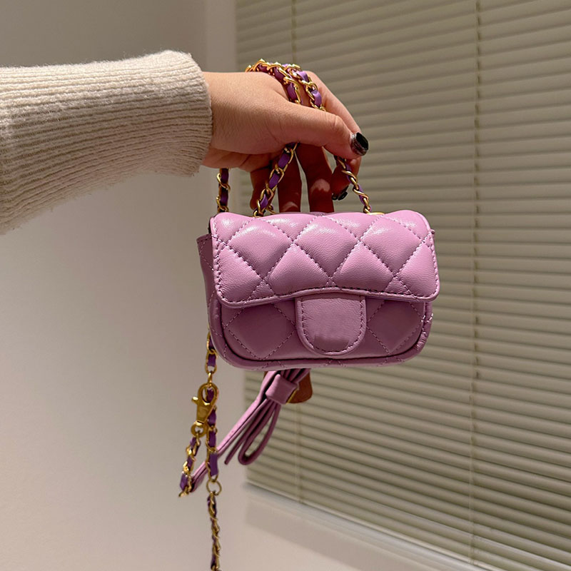 21k Womens Leisure Mini Waist Bags with Bowknot Chest Purse Gold Metal Hardware Matelasse Chain 3 Colors Outdoor Tiny Coin Vanity Luxury Designer Handbags 13x11cm, Box
21k Womens Leisure Mini Waist Bags with Bowknot Chest Purse Gold Metal Hardware Matelasse Chain 3 Colors Outdoor Tiny Coin Vanity Luxury Designer Handbags 13x11cm, Box