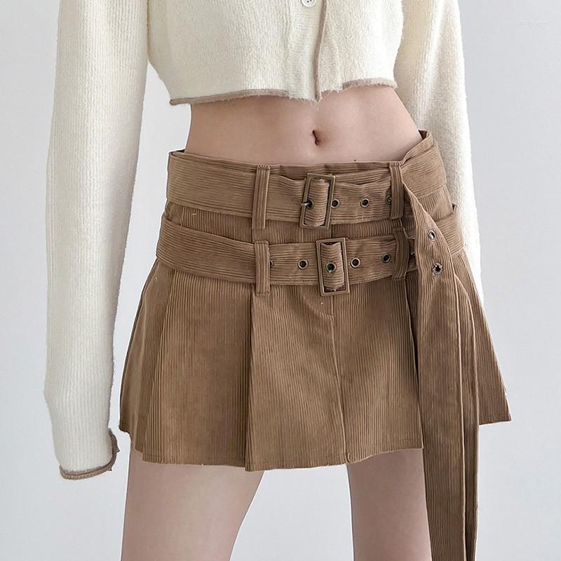 Skirts Corduroy Pleated Skirt For Women Vintage Low Waist Mini With Belt Autumn Winter Streetwear, Black
Skirts Corduroy Pleated Skirt For Women Vintage Low Waist Mini With Belt Autumn Winter Streetwear, Black