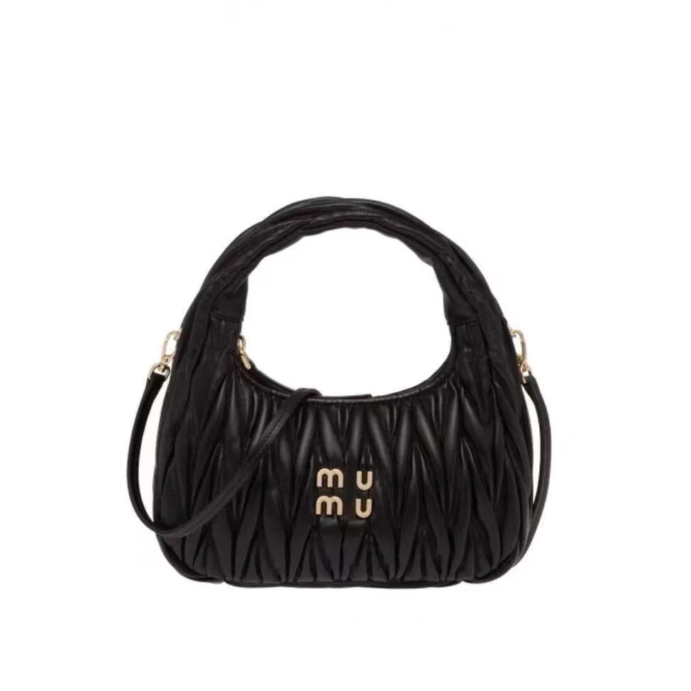 Designer satin Fashion bags mini handbags wander MiU HOBO Clutch Holding Handbar Shoulder Bag Luxury Retro wallet Leather Banquet tote Travel handbag, Red
Designer satin Fashion bags mini handbags wander MiU HOBO Clutch Holding Handbar Shoulder Bag Luxury Retro wallet Leather Banquet tote Travel handbag, Red