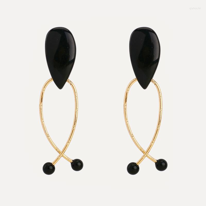 Dangle Earrings Classic Fashion Bow Drop Black Water Resin Alloy Cross Personality Ear Clip Charm Female Generous Trend Jewelry
Dangle Earrings Classic Fashion Bow Drop Black Water Resin Alloy Cross Personality Ear Clip Charm Female Generous Trend Jewelry