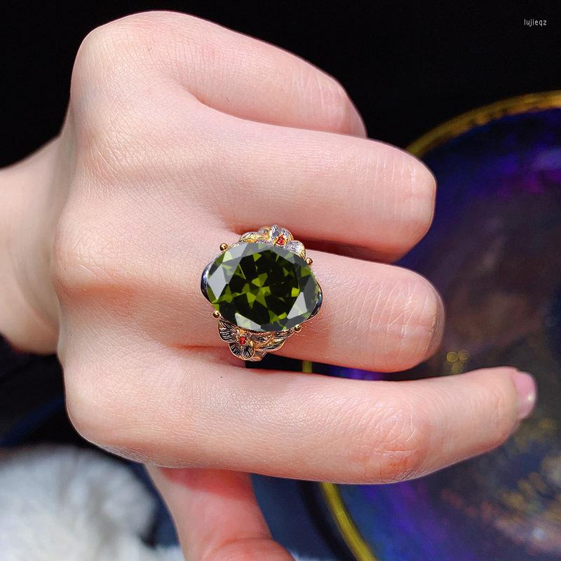 Wedding Rings Vintage Minimalist Flower Ring Inlay Green Oval Cubic Zirconia Classic Tow-Tone Jewelry For Women Engagement Gifts
Wedding Rings Vintage Minimalist Flower Ring Inlay Green Oval Cubic Zirconia Classic Tow-Tone Jewelry For Women Engagement Gifts