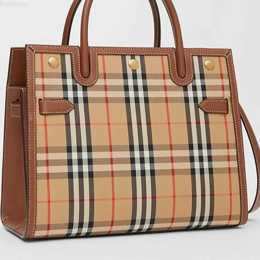 Designer Luxury Bags For Women High Quality Brown Crossbody Handbags Vintage Leather Wallet Paris Plaid The Totes Bag Fashion Purses KCVE
Designer Luxury Bags For Women High Quality Brown Crossbody Handbags Vintage Leather Wallet Paris Plaid The Totes Bag Fashion Purses KCVE