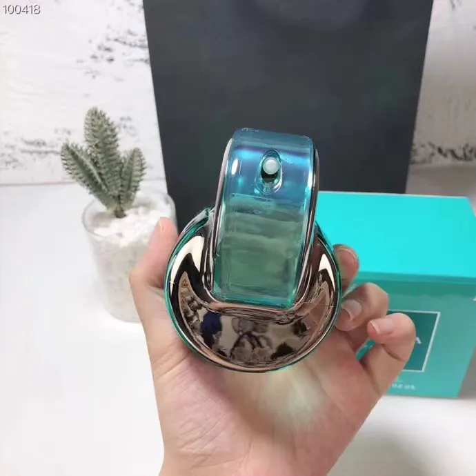 Woman Fragrance 65ml Perfume Eau De Toilette 2.2fl.oz Long Lasting Smell Paraiba Crystalline Parfum Spray Lady Cologne EDT High Version Quality
Woman Fragrance 65ml Perfume Eau De Toilette 2.2fl.oz Long Lasting Smell Paraiba Crystalline Parfum Spray Lady Cologne EDT High Version Quality