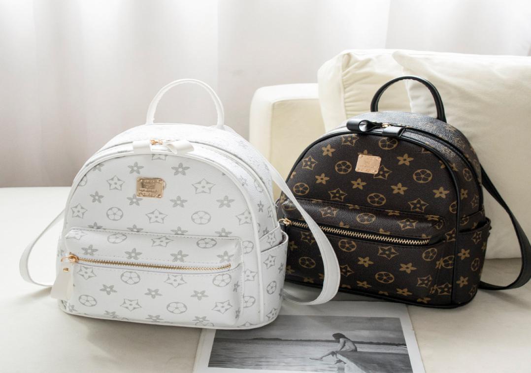 High Quality Designers School Bags Children Mini Size Backpacks Luxury Womens Leather Letters Shoulder CrossBody Messenger Bag Lad6239002, Black
High Quality Designers School Bags Children Mini Size Backpacks Luxury Womens Leather Letters Shoulder CrossBody Messenger Bag Lad6239002, Black