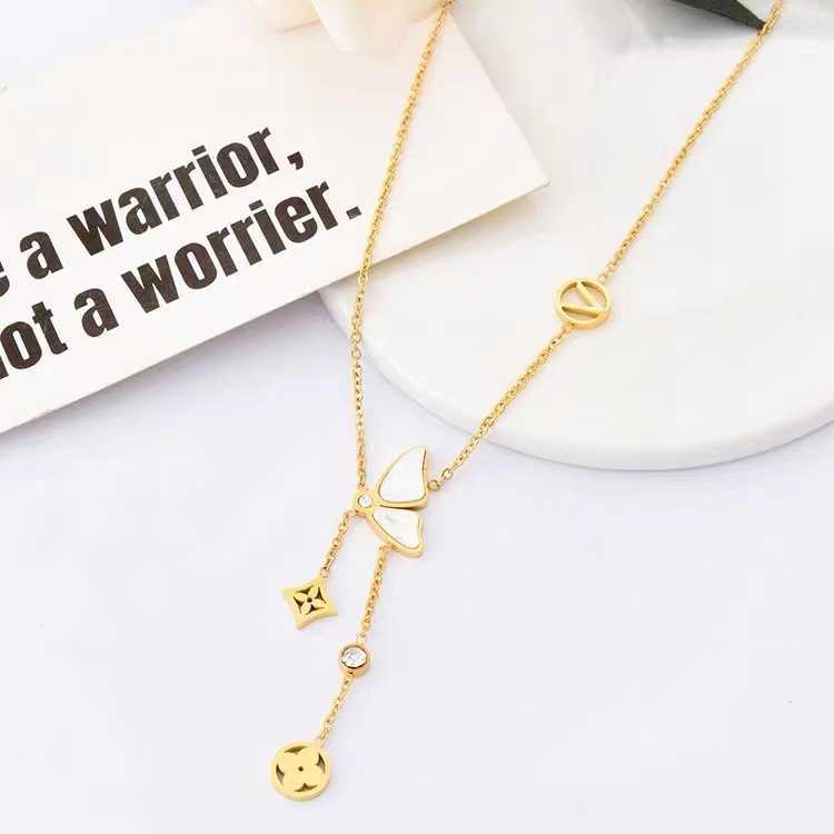 Necklaces Strands Strings Four Leaf Grass Pendant Personality Light Luxury Butterfly Titanium Steel Necklace Female V-shaped Fashion
Necklaces Strands Strings Four Leaf Grass Pendant Personality Light Luxury Butterfly Titanium Steel Necklace Female V-shaped Fashion