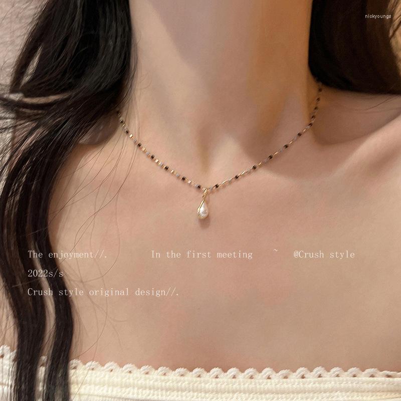 Chains Crystal Woman Necklace Chain Water Drop Women Necklaces Jewelry Ladies Pendant Silver Color Classic European Alloy Collares
Chains Crystal Woman Necklace Chain Water Drop Women Necklaces Jewelry Ladies Pendant Silver Color Classic European Alloy Collares