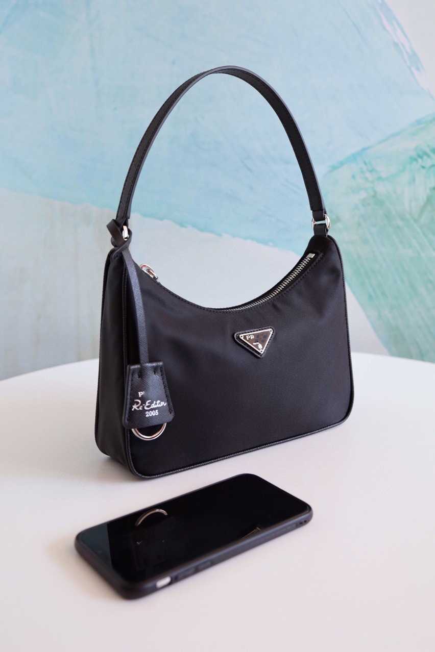 Designer Luxury Prade Bags For womens Handbags Pink Strap Crossbody Vintage Prads The Totes Bag Purses Multicolour Pradity 3-in-1 Nylon Wallet zhouzhoubao123 0KUS, Black5
Designer Luxury Prade Bags For womens Handbags Pink Strap Crossbody Vintage Prads The Totes Bag Purses Multicolour Pradity 3-in-1 Nylon Wallet zhouzhoubao123 0KUS, Black5