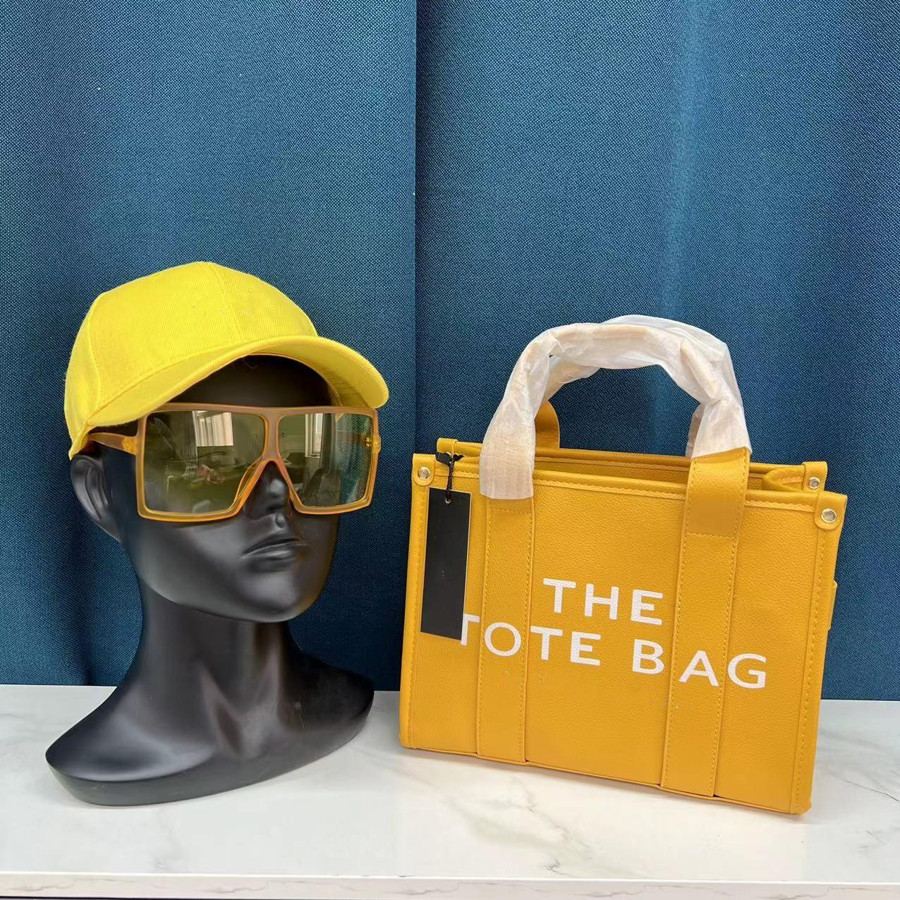 Luxury The Tote Bag Designer Women Large Multiple colors leather Crossbody Shoulder Handbags With strap Totes Bags Handbag
Luxury The Tote Bag Designer Women Large Multiple colors leather Crossbody Shoulder Handbags With strap Totes Bags Handbag