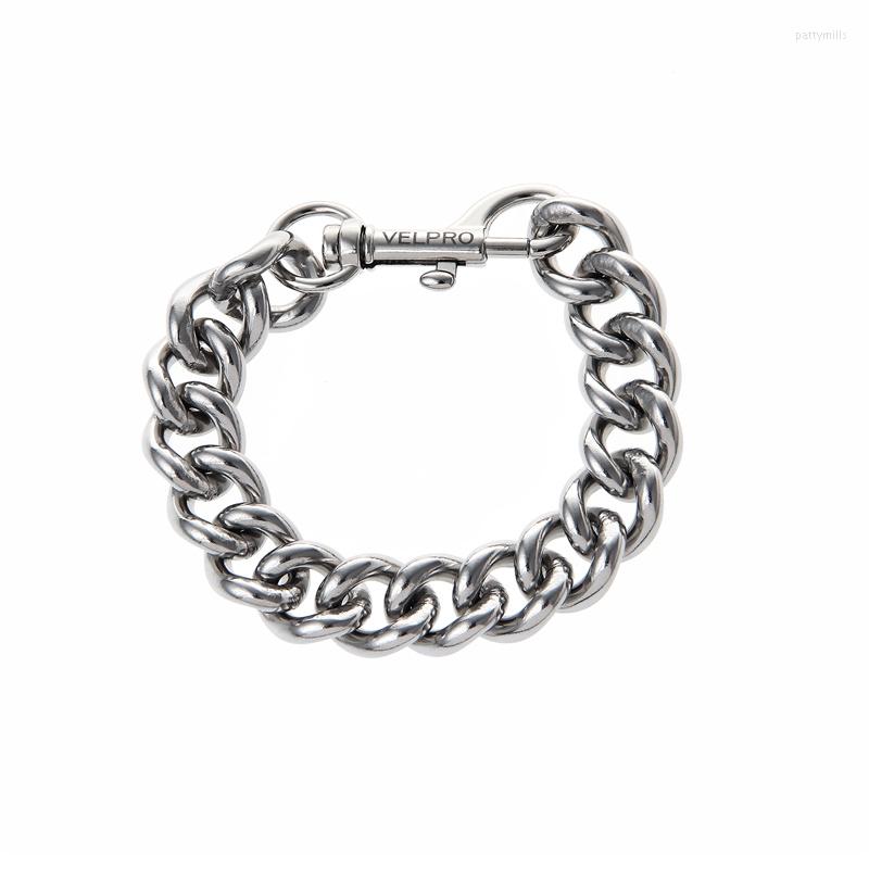 Link Bracelets VELPRO Slogan Bracelet Cuba Thick Chain Hip Hop Street Design Titanium Steel Couple Fashion Jewelry Accessories
Link Bracelets VELPRO Slogan Bracelet Cuba Thick Chain Hip Hop Street Design Titanium Steel Couple Fashion Jewelry Accessories