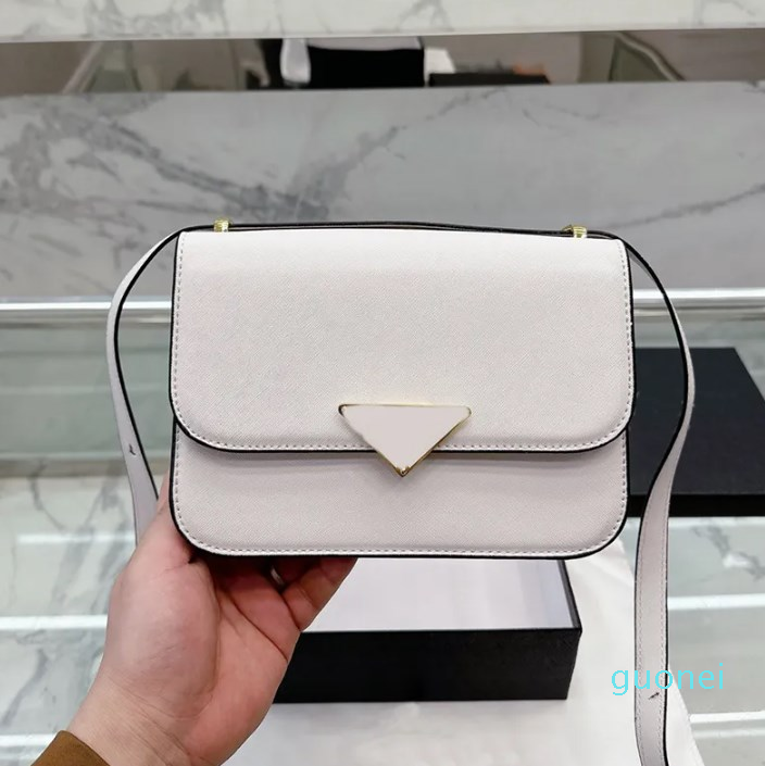 Leather Shoulder Bag Messenger Bags Ladies Crossbody Handbags Flip Wallet Fashion Letter Triangular Pattern Magnetic Buckle Long Strap
Leather Shoulder Bag Messenger Bags Ladies Crossbody Handbags Flip Wallet Fashion Letter Triangular Pattern Magnetic Buckle Long Strap