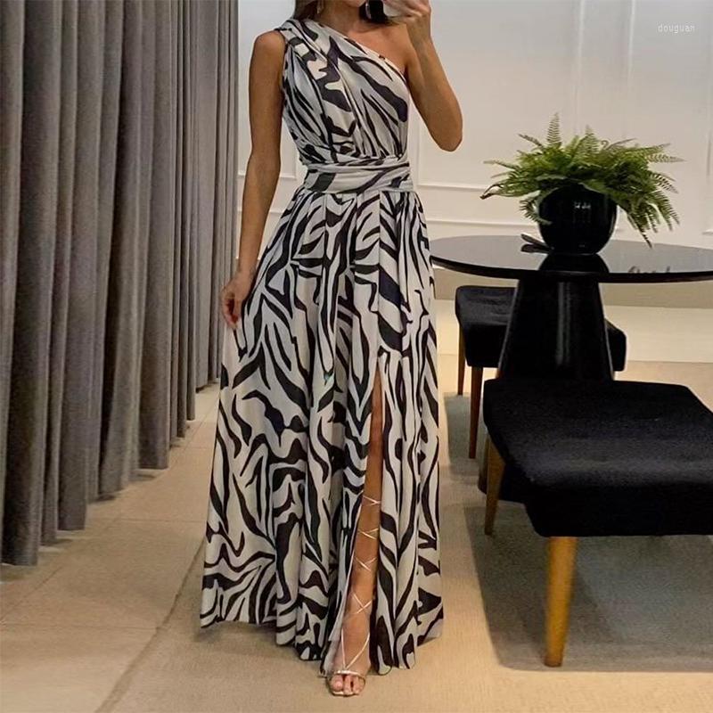 Casual Dresses Women Maxi Dress Summer Fashion One Shoulder Sleeveless Slit Backless Nipped Waist Long Skirt Party Evening, Black
Casual Dresses Women Maxi Dress Summer Fashion One Shoulder Sleeveless Slit Backless Nipped Waist Long Skirt Party Evening, Black