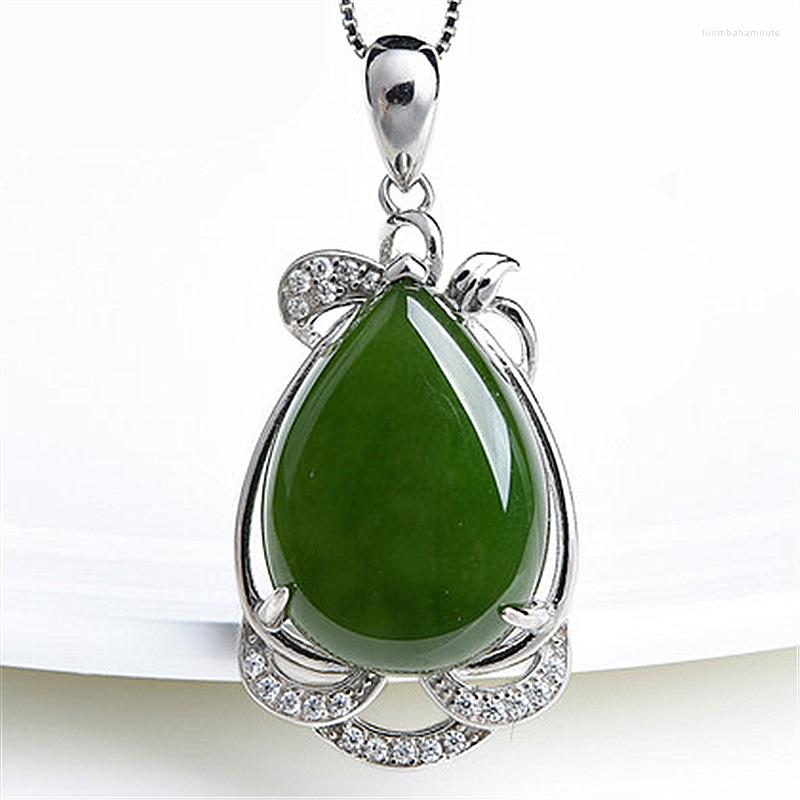 Pendant Necklaces Classical Elegant Flower Leaf Chalcedony Necklace White Gold Plated Green Gem Stone Anniversary Jewelry Gift
Pendant Necklaces Classical Elegant Flower Leaf Chalcedony Necklace White Gold Plated Green Gem Stone Anniversary Jewelry Gift