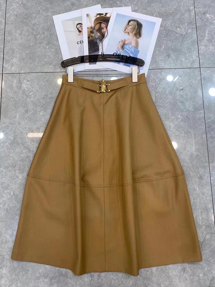 Skirts Retro Solid Color Metal Button High-waisted A-line Half Skirt Women' Spring Fashion Everything Loose Big Swing Shag, Black
Skirts Retro Solid Color Metal Button High-waisted A-line Half Skirt Women' Spring Fashion Everything Loose Big Swing Shag, Black