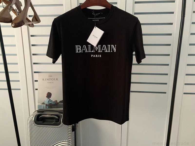 Designer Luxury Coats Ss Spring and Summer New Bal Short Sleeve Shoulder Gold Button Bronzed Letter Cotton Tshirt Lovers Classic PTP78
Designer Luxury Coats Ss Spring and Summer New Bal Short Sleeve Shoulder Gold Button Bronzed Letter Cotton Tshirt Lovers Classic PTP78