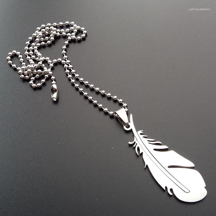 Pendant Necklaces Gift Fallen Angel Feather Necklace Animal Like Leaf Chicken Hair Stainless Steel Peacock Charm
Pendant Necklaces Gift Fallen Angel Feather Necklace Animal Like Leaf Chicken Hair Stainless Steel Peacock Charm
