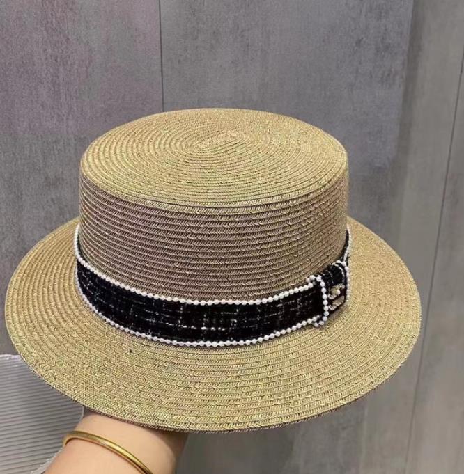 Summer Letter Rhinestone Flat Top Fine Paper Braid Sun Hat Trendy All-Match Top Hat Straw Hat
Summer Letter Rhinestone Flat Top Fine Paper Braid Sun Hat Trendy All-Match Top Hat Straw Hat