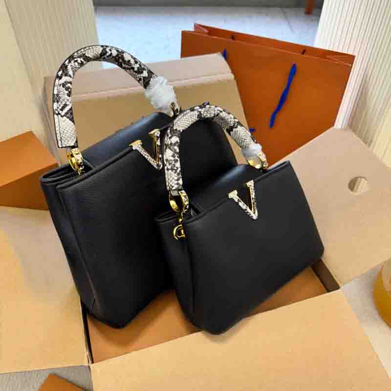 Women Handbag Designer Shoulder Bags Capucines BB Luxurys Designers Serpentine Tote Handbags Crossbody Wallet Clutch Womens Backpack 2303173, Blue
Women Handbag Designer Shoulder Bags Capucines BB Luxurys Designers Serpentine Tote Handbags Crossbody Wallet Clutch Womens Backpack 2303173, Blue