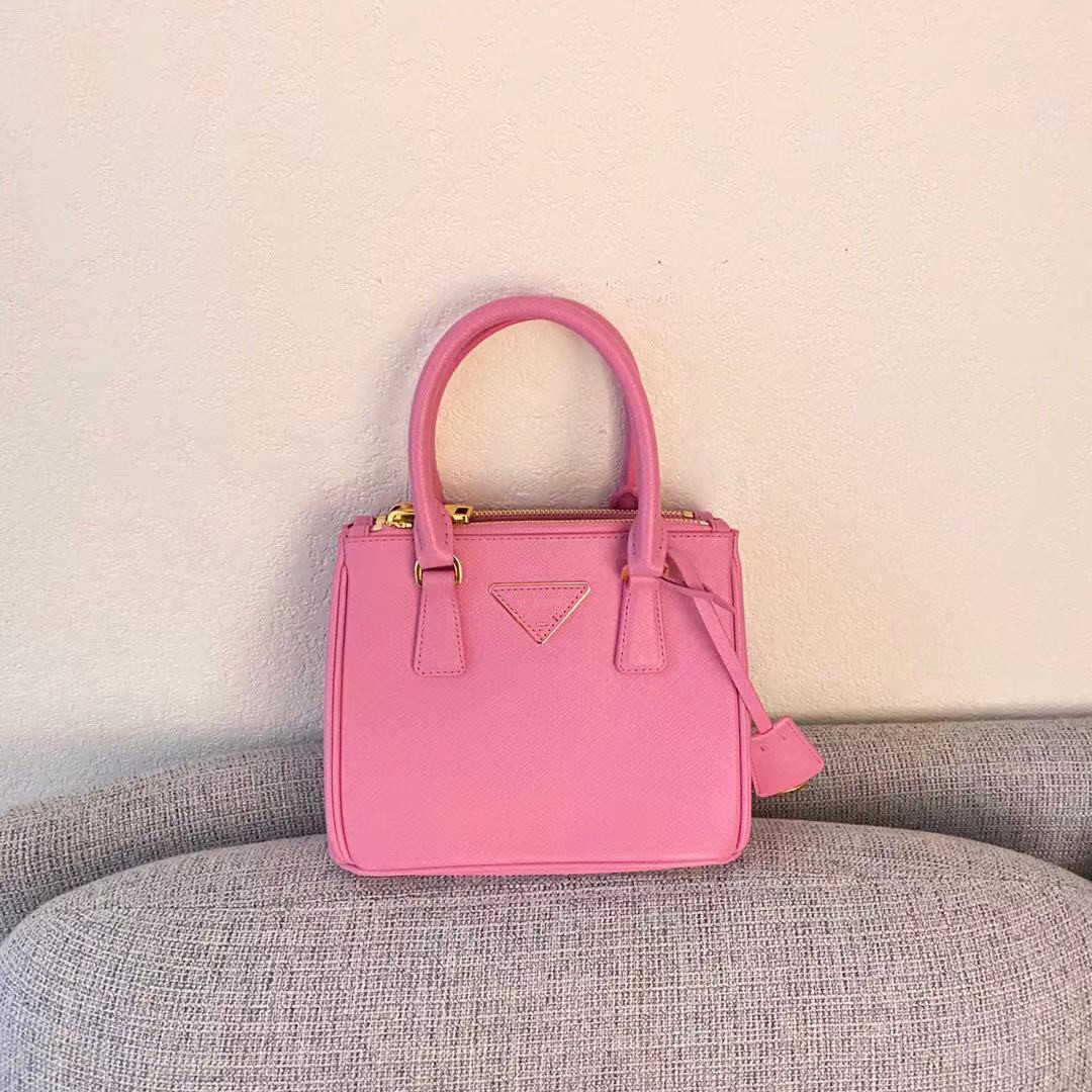 Designer Luxury Prade Bags For womens Handbags Pink Strap Crossbody Vintage Prads The Totes Bag Purses Multicolour Pradity 3-in-1 Nylon Wallet zhouzhoubao123 M2UL, Black3
Designer Luxury Prade Bags For womens Handbags Pink Strap Crossbody Vintage Prads The Totes Bag Purses Multicolour Pradity 3-in-1 Nylon Wallet zhouzhoubao123 M2UL, Black3