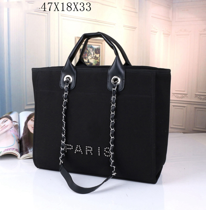 Fashion luxury Handbag beach designer Oblique Skill Handbag shoulder embroidery large capacity embroidery shopping Tote, 47*18*33cm
Fashion luxury Handbag beach designer Oblique Skill Handbag shoulder embroidery large capacity embroidery shopping Tote, 47*18*33cm