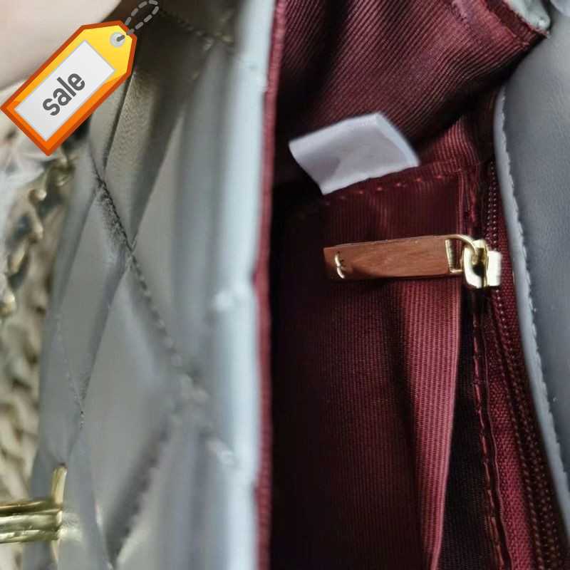 Luxury Women's Brand Designers Shoulder Bags 23 Stylish New Lingle Chain Small Square Bag Multi-functional Cross-body Bag Factory Direct Sale, Deep blue
Luxury Women's Brand Designers Shoulder Bags 23 Stylish New Lingle Chain Small Square Bag Multi-functional Cross-body Bag Factory Direct Sale, Deep blue