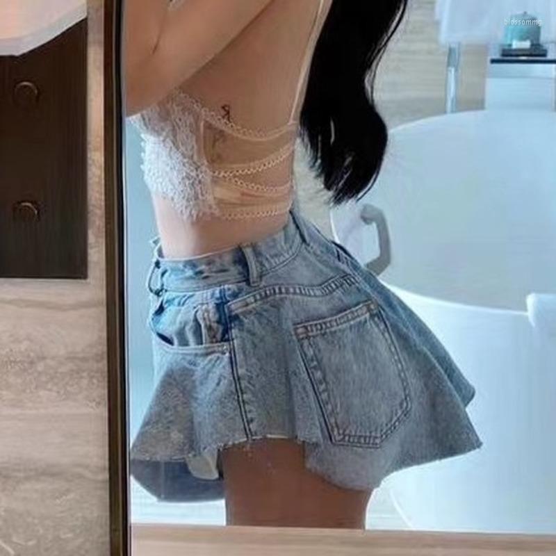 Women's Shorts Sexy Ruffled Hem Big Wide Leg Lace Up Mid-waist Waist Bag Zipper Loose Mini Denim Women Fashion 2023 Summer And Spring, Light blue
Women's Shorts Sexy Ruffled Hem Big Wide Leg Lace Up Mid-waist Waist Bag Zipper Loose Mini Denim Women Fashion 2023 Summer And Spring, Light blue