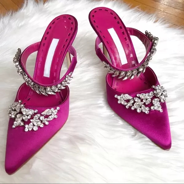 Lady Sandal wedding dress pumps sling back pointed toe high heels lurum crystal cocktail mules luxury designer women sandal
Lady Sandal wedding dress pumps sling back pointed toe high heels lurum crystal cocktail mules luxury designer women sandal
