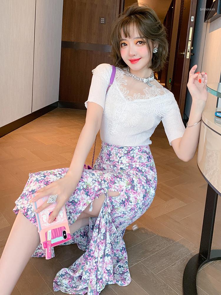 Work Dresses Top Quality Stitched Lace Knitwear High Waist Lotus Leaf Fishtail Flower Skirt Suit, White
Work Dresses Top Quality Stitched Lace Knitwear High Waist Lotus Leaf Fishtail Flower Skirt Suit, White