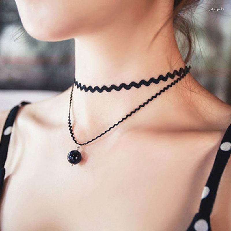 Pendant Necklaces Wholesale Women Beads Leather Fashion Necklace Wave Chain Simple Style Clavicle Strap Harajuku Punk False Collar
Pendant Necklaces Wholesale Women Beads Leather Fashion Necklace Wave Chain Simple Style Clavicle Strap Harajuku Punk False Collar